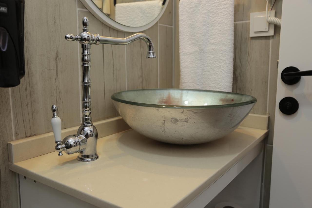 Cakir Butik Otel Çeşme Exteriör bild